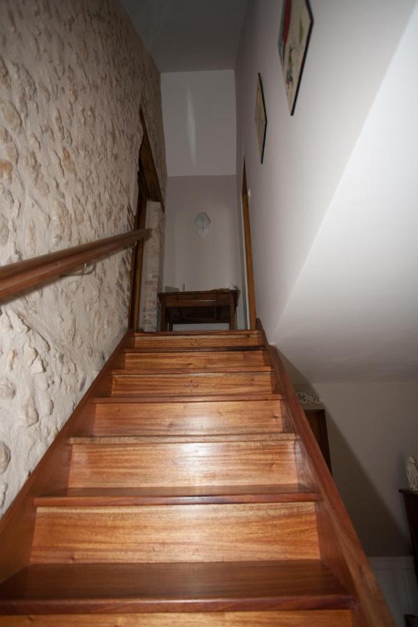 Les Jarrieres Bed and Breakfast Dame-Marie-les-Bois Exteriör bild
