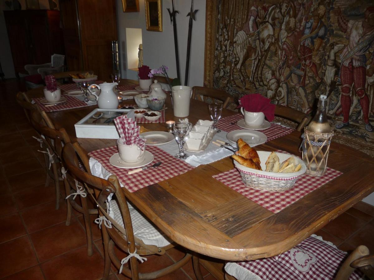 Les Jarrieres Bed and Breakfast Dame-Marie-les-Bois Exteriör bild
